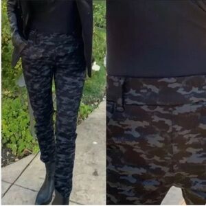 BEVY FLOG Green Camo Dafna High Rise Slim Pull On Pants Belt Loop …26